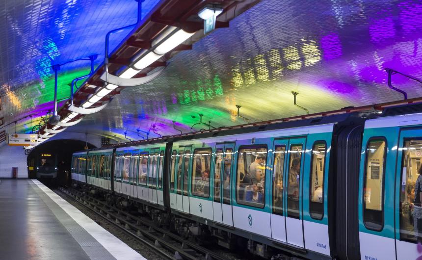 métro en station