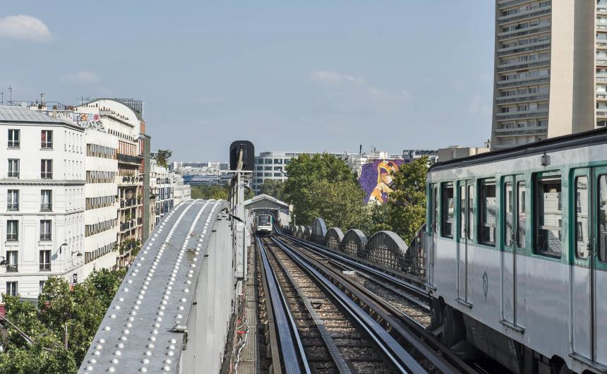 Metro and RER: increasing passenger capacity and safety